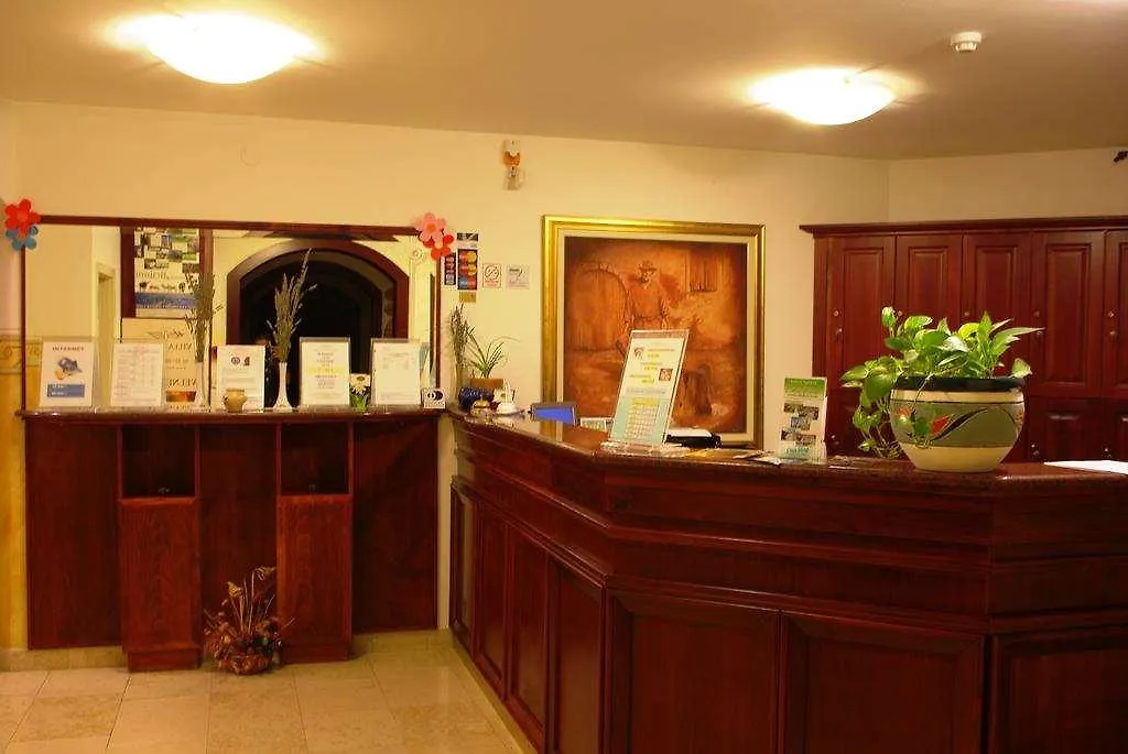 Hotel Villa Letan